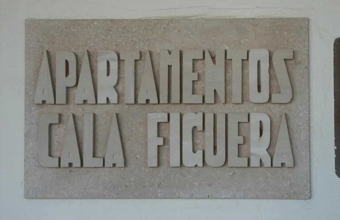 Apartamentos Cala Figuera-1